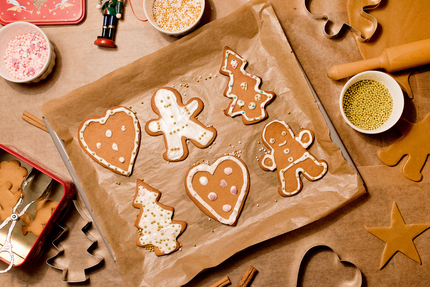gingerbread-people-honigkuchen-plaetzchen-rezept-weinachtsbaekerei