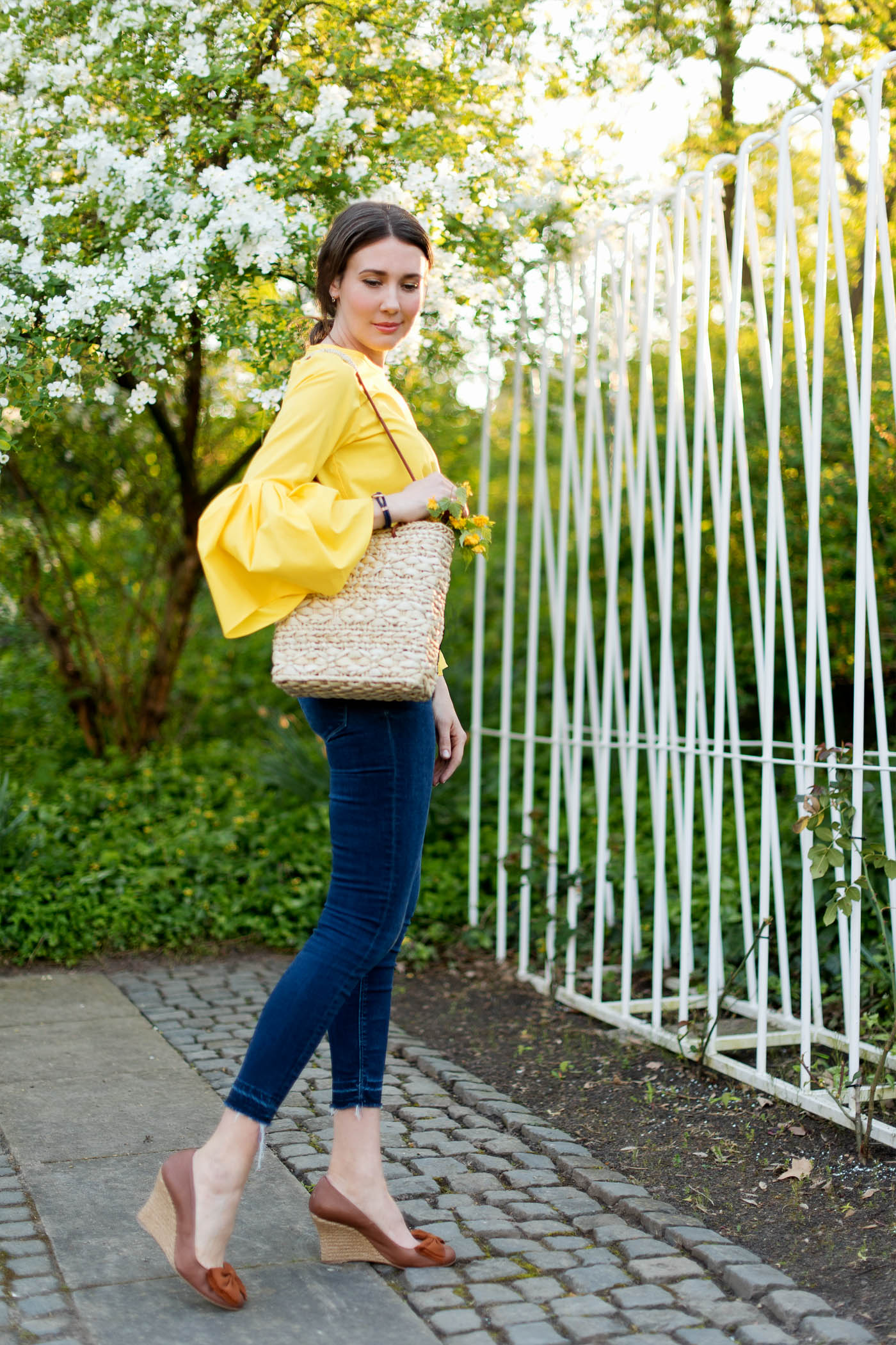 zara-yellow-bell-sleeved-bluse-blouse-zara-high-waist-jeans-lanvin-wedges-fashionblog