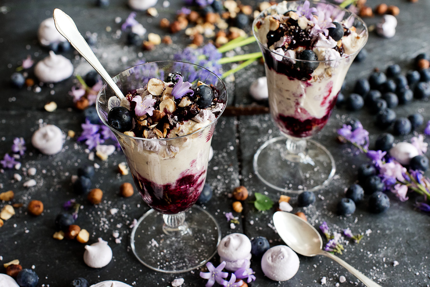 Blueberry-Eton-Mess-Heidelbeerkompott-Dessert-Nachspeise-foodblog